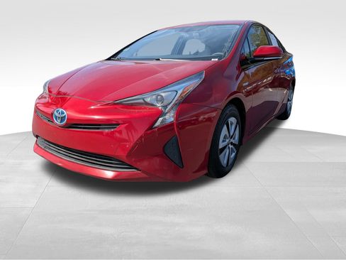 Used 2016 Toyota Prius Four image 10