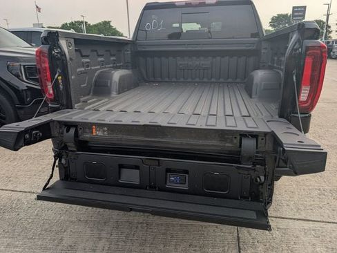 New 2026 GMC Sierra 1500 AT4X AWD/4WD image 7