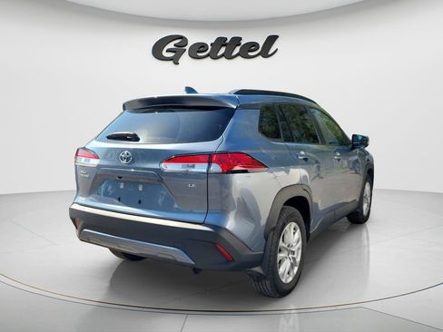 Used 2024 Toyota Corolla Cross LE FWD image 3