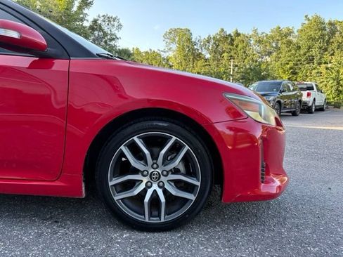 Used 2015 Scion tC FWD image 26