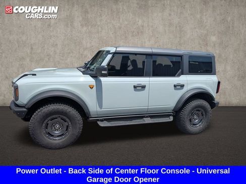 Used 2024 Ford Bronco Badlands AWD/4WD image 5