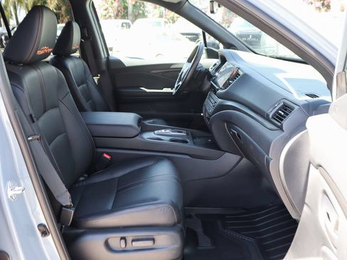 Used 2025 Honda Ridgeline TrailSport image 41