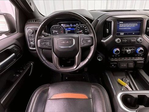 Certified 2021 GMC Sierra 1500 AT4 w/ AT4 Value Package image 5