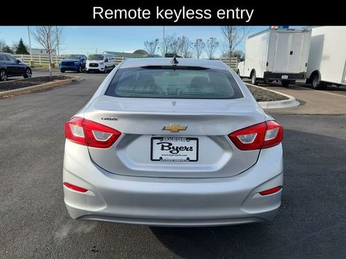 Used 2017 Chevrolet Cruze LS image 8