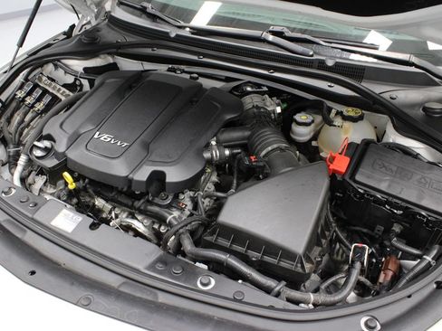 Used 2019 Buick LaCrosse Premium w/ Sun and Shade Package FWD image 13