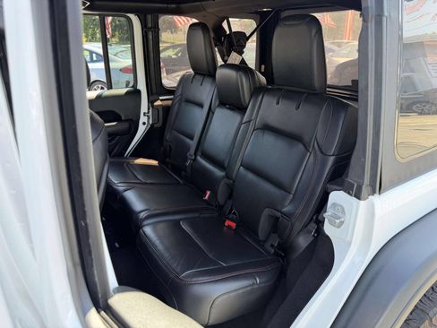 Used 2021 Jeep Wrangler Unlimited Rubicon w/ Uconnect 4C Nav & Sound Group AWD/4WD image 15