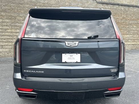 Used 2021 Cadillac Escalade Sport w/ Driver Assist Tech Package image 6