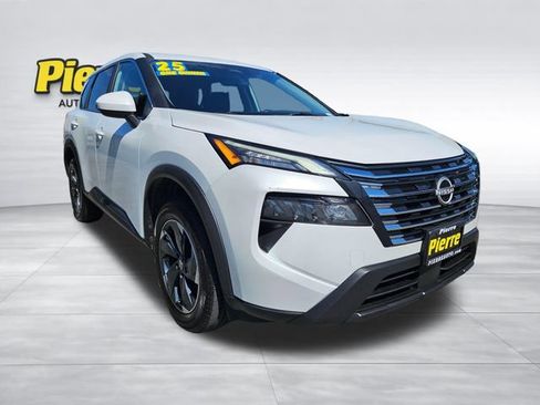 Used 2025 Nissan Rogue SV AWD/4WD image 8