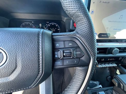 Used 2026 Toyota Tacoma TRD Off-Road w/ TRD Off Road Upgrade Package AWD/4WD image 14