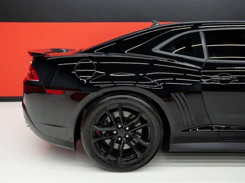 Used 2014 Chevrolet Camaro ZL1 RWD image 51