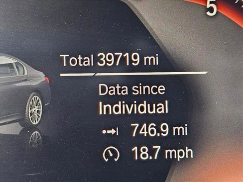 Used 2020 BMW 750i xDrive w/ Executive Package image 10