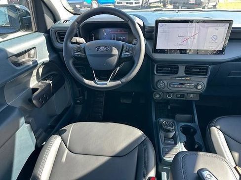 New 2025 Ford Maverick Lariat w/ Black Appearance Package image 15