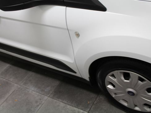 Used 2019 Ford Transit Connect XLT image 34