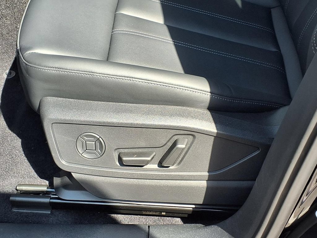 New 2026 Audi Q5 Premium AWD/4WD image 12