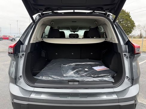 New 2026 Nissan Rogue SV w/ Cold Weather Package FWD image 32
