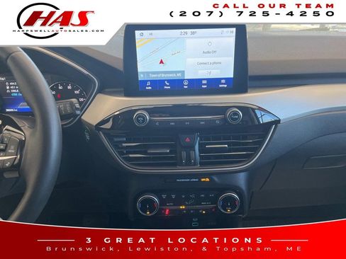 Used 2022 Ford Escape SEL image 15