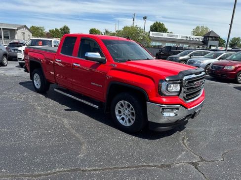 Used 2019 GMC Sierra 1500 SLE w/ SLE Value Package AWD/4WD image 8