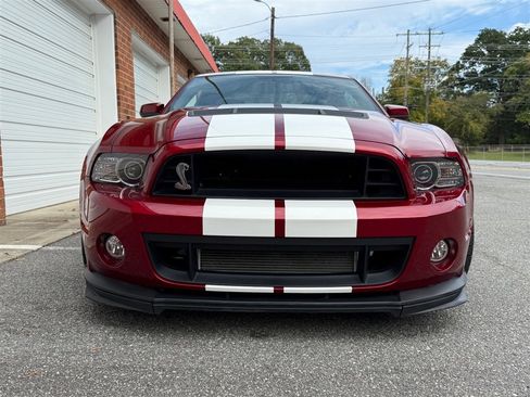 Used 2014 Ford Mustang Shelby GT500 w/ SVT Track Pack image 10