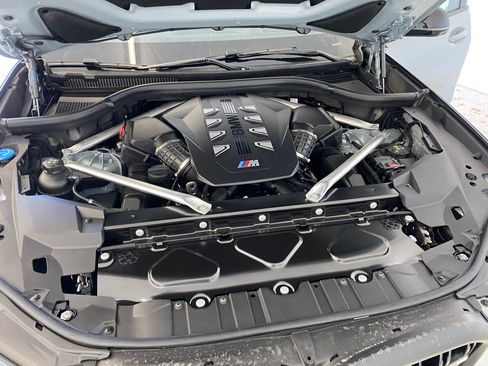 New 2026 BMW X5 M60i w/ Executive Package image 32