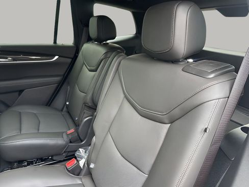 New 2025 Cadillac XT6 Sport w/ LPO, Floor Liner Package image 17