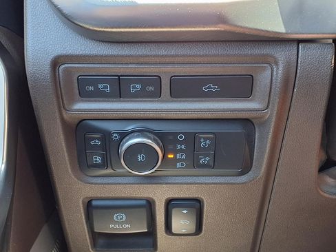 Certified 2022 Ford F150 King Ranch w/ Equipment Group 601A High AWD/4WD image 23