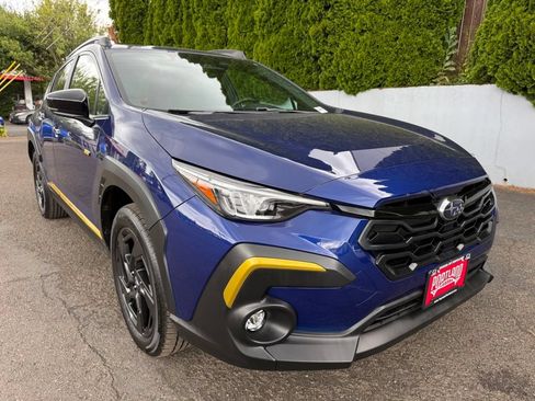 Used 2024 Subaru Crosstrek 2.5i Sport AWD/4WD image 2