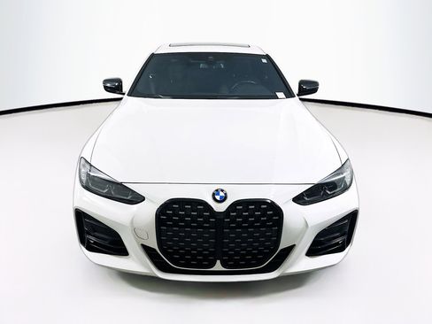 Used 2022 BMW 430i Coupe w/ M Sport Package RWD image 2