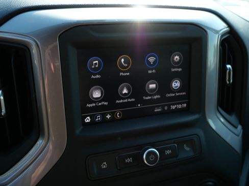 Used 2021 Chevrolet Silverado 1500 Custom Trail Boss AWD/4WD image 31