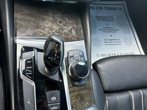 Used 2018 BMW 540i RWD image 26