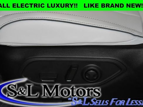 Used 2025 Jeep Wagoneer S Limited image 10