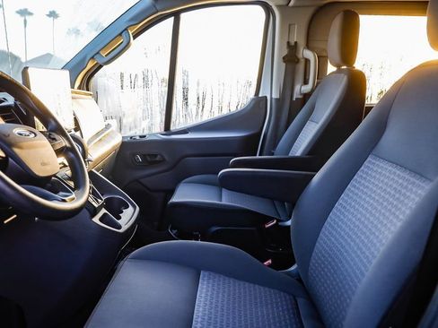 Used 2023 Ford Transit 350 XLT image 18