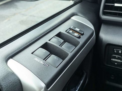 Used 2018 Toyota 4Runner SR5 Premium AWD/4WD image 25