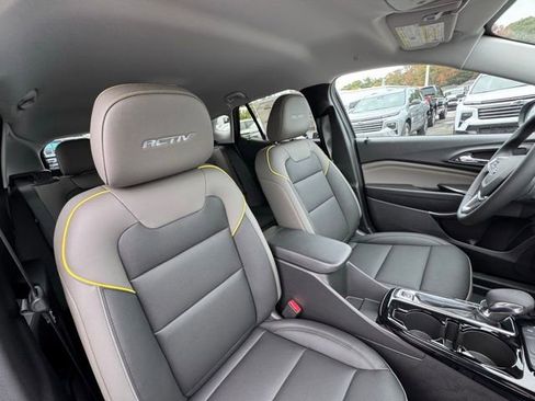 New 2026 Chevrolet Trax ACTIV w/ Driver Confidence Package image 16