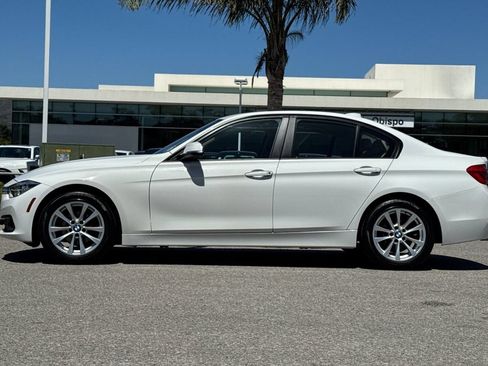 Used 2018 BMW 320i Sedan RWD image 6