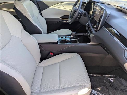 Used 2024 Lexus RX 350 FWD w/ Technology Package image 19