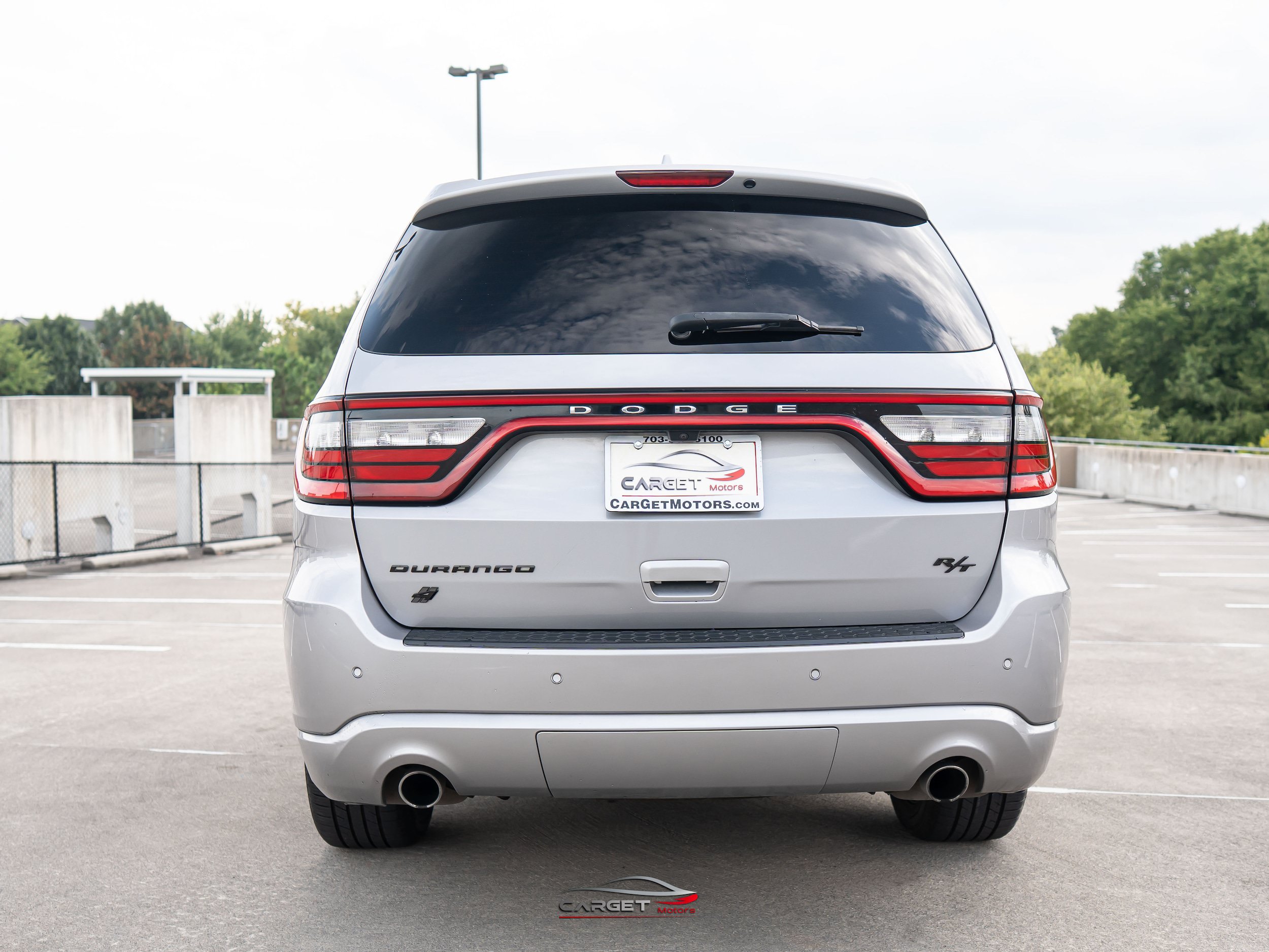 Used 2018 Dodge Durango R/T w/ Technology Group AWD/4WD image 4