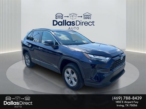 Used 2023 Toyota RAV4 XLE image 1