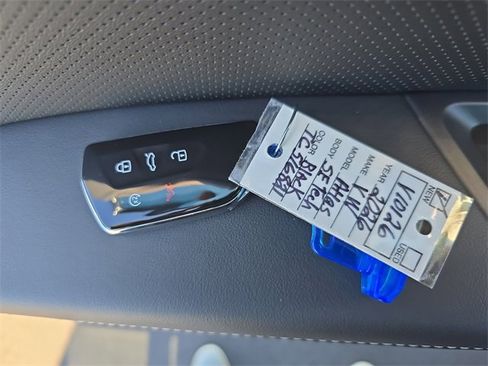 New 2026 Volkswagen Atlas SE image 34