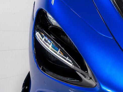 Used 2021 McLaren 765LT image 35