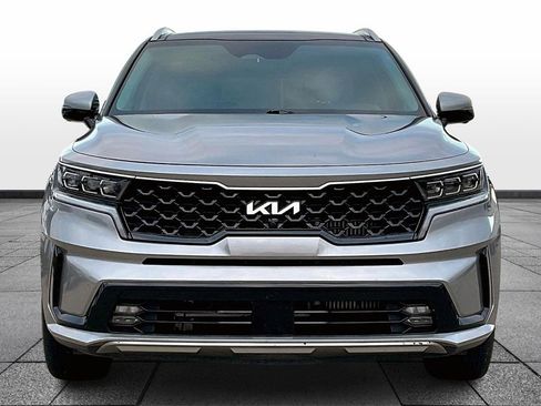 Certified 2022 Kia Sorento SX Prestige w/ Panoramic Sunroof Package image 3