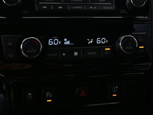 Used 2022 Nissan Titan PRO-4X w/ Pro-4x Utility Package image 37