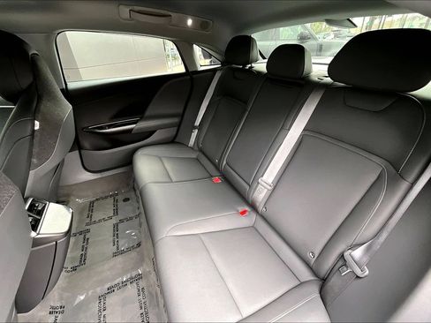 Used 2025 Lucid Air Pure RWD image 26