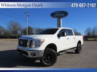 Used 2018 Nissan Titan SV w/ SV Convenience Package