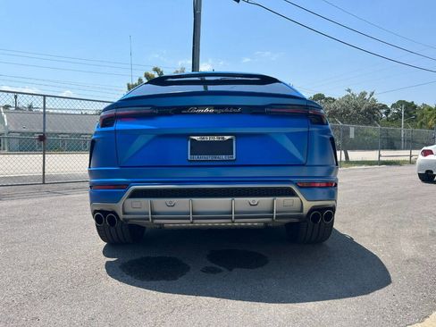Used 2021 Lamborghini Urus image 6