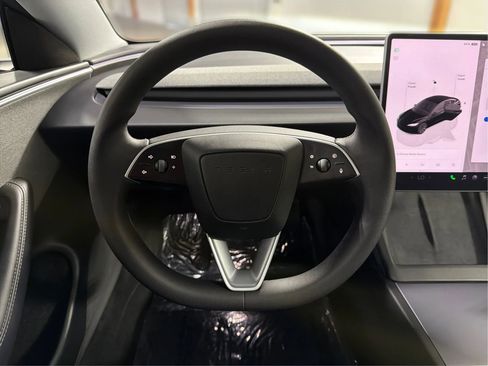 Used 2025 Tesla Model 3 Long Range image 15