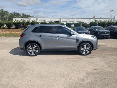 Used 2024 Mitsubishi Outlander Sport ES image 2
