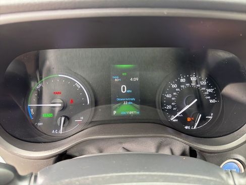 Used 2021 Toyota Sienna LE w/ LE Plus Package AWD/4WD image 9