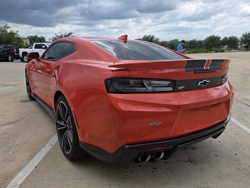 Used 2018 Chevrolet Camaro SS w/ Hot Wheels Edition RWD image 31
