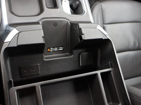 Used 2023 Chevrolet Silverado 1500 LTZ image 14