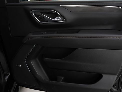 Used 2023 GMC Yukon XL AT4 w/ AT4 Premium Package image 10